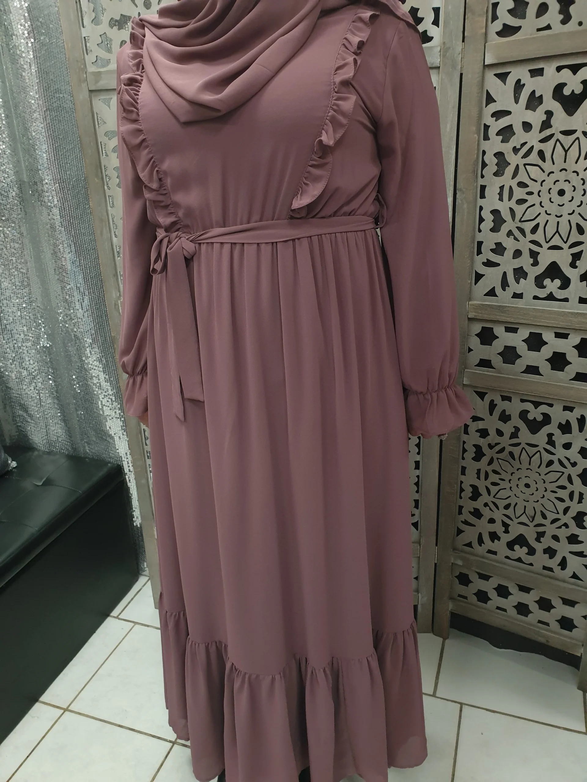 Robe Emilie Dress avec son hijab – Image 4