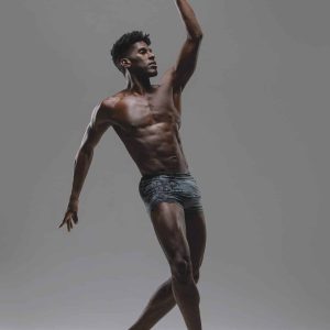 Short Masculin Ballet Rosa Baahir
