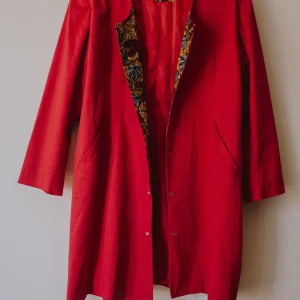 Veste longue rouge Taille 48 avec du Wax