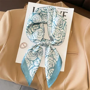 Foulard Carré Chic | La Parisienne