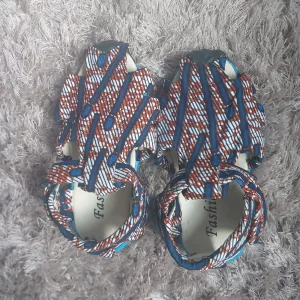 Sandales bleues Wax enfant n°5 – mixte T. 28
