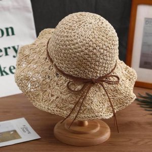 Chapeau d'Invitée pour un Mariage Champêtre